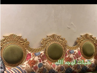 مخدات مجلس مقاس ٤ تقريبا ب٤ مع الفرشه والستاره