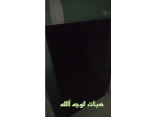 شاشة تلفزيون