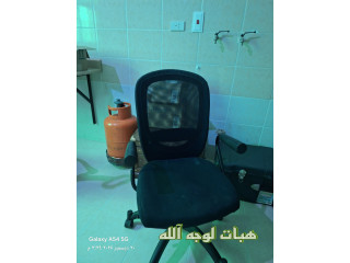 كرسي مكتب أسود