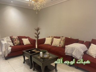 كنب ٧ اشخاص لون أحمر غامق