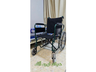 سرير طبي وكرسي متحرك لوجه الله تعالى