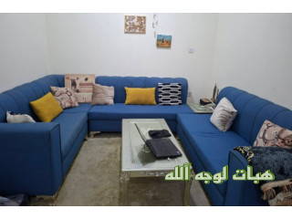 غرفه نوم وكنب ومطبخ خشب