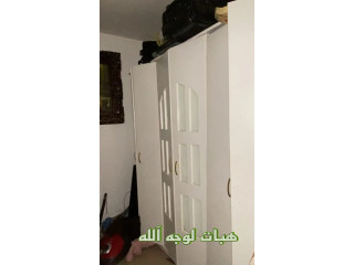 دولاب ملابس مستعمل لوجه الله